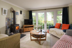 Pump Cottage - Sleeps 8